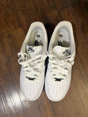 Nike Air Force Ones Low Top